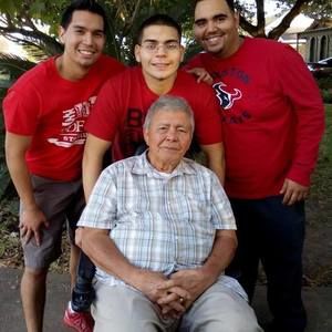 Meet your Posher, Zachary